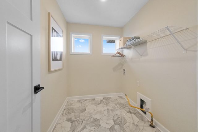 19983 Gadston Lane, Lakeville, MN 55044