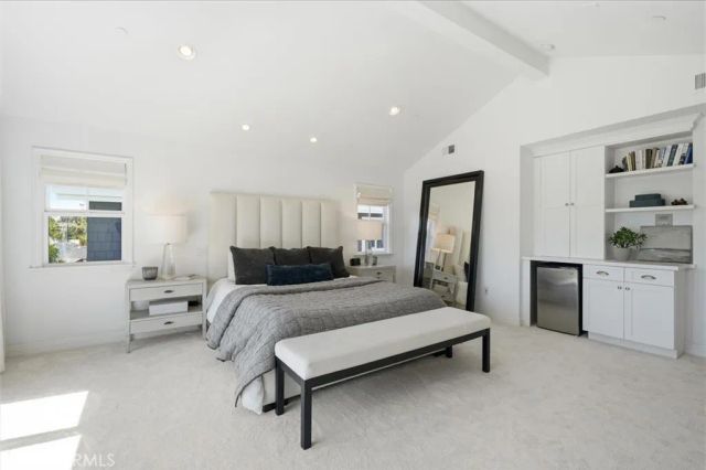 1038 Avenue D, Redondo Beach, CA 90277