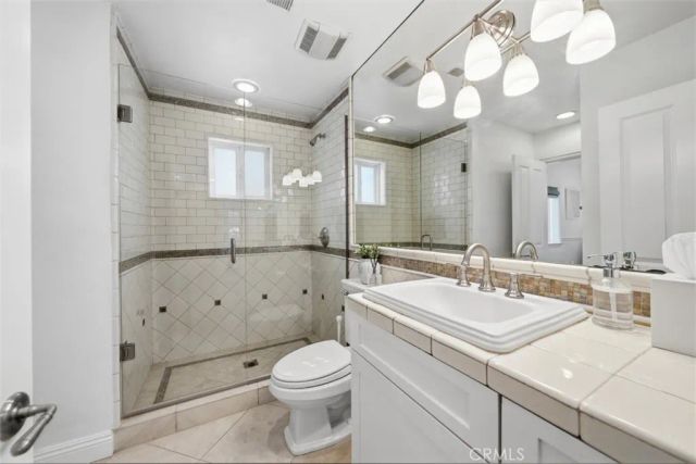 1038 Avenue D, Redondo Beach, CA 90277