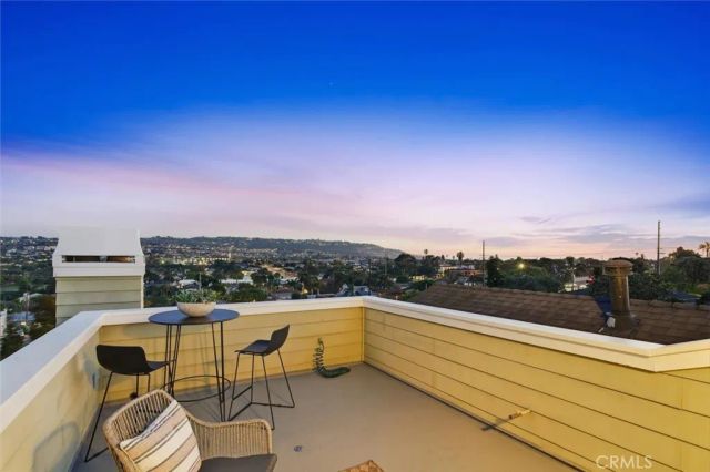 1038 Avenue D, Redondo Beach, CA 90277