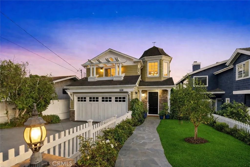 1038 Avenue D, Redondo Beach, CA 90277