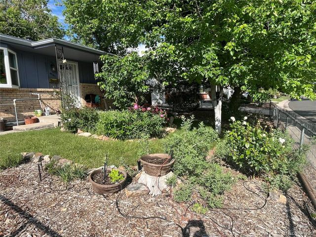 4641 Dixon Dr, Westminster, CO 80031