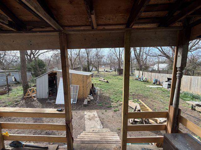 2019 N Howard Avenue, Springfield, MO 65803