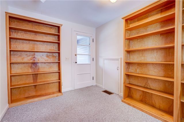 50 Rogers Parkway, Irondequoit, NY 14617