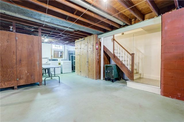 50 Rogers Parkway, Irondequoit, NY 14617