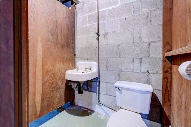 50 Rogers Parkway, Irondequoit, NY 14617