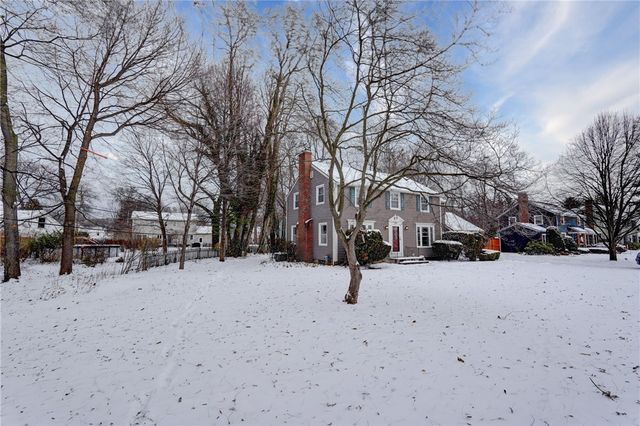 50 Rogers Parkway, Irondequoit, NY 14617