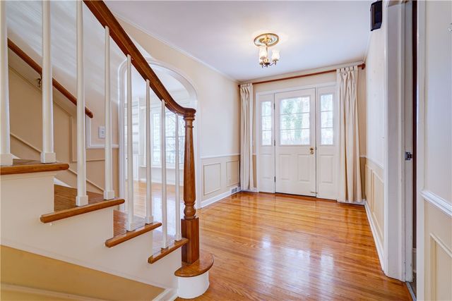 50 Rogers Parkway, Irondequoit, NY 14617