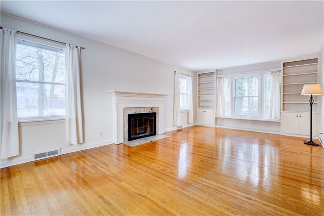 50 Rogers Parkway, Irondequoit, NY 14617