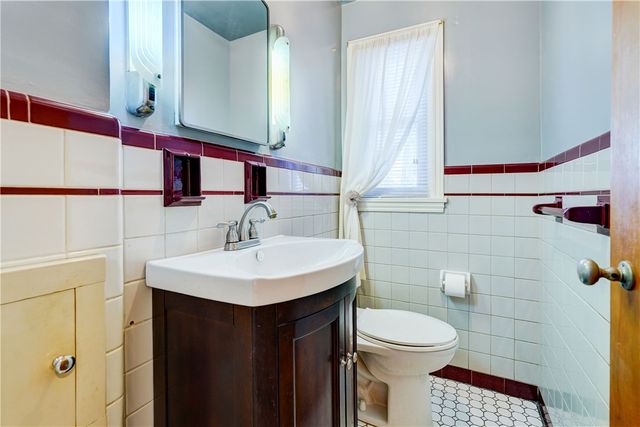 50 Rogers Parkway, Irondequoit, NY 14617