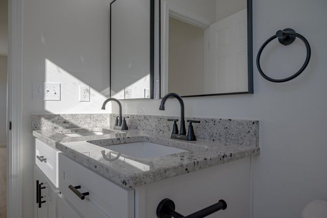 651 S Center Street, Spartanburg, SC 29301