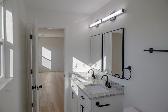 651 S Center Street, Spartanburg, SC 29301