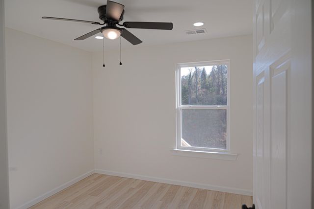 651 S Center Street, Spartanburg, SC 29301