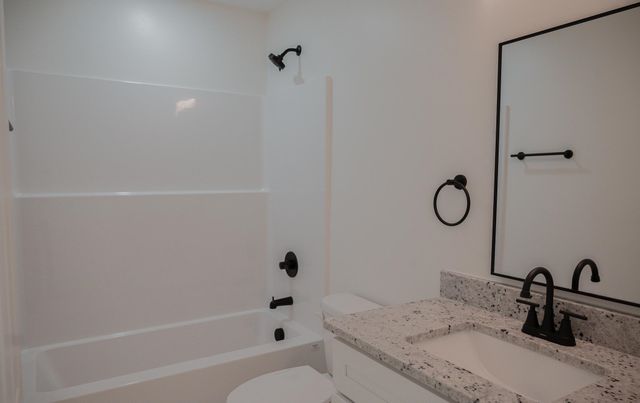 651 S Center Street, Spartanburg, SC 29301