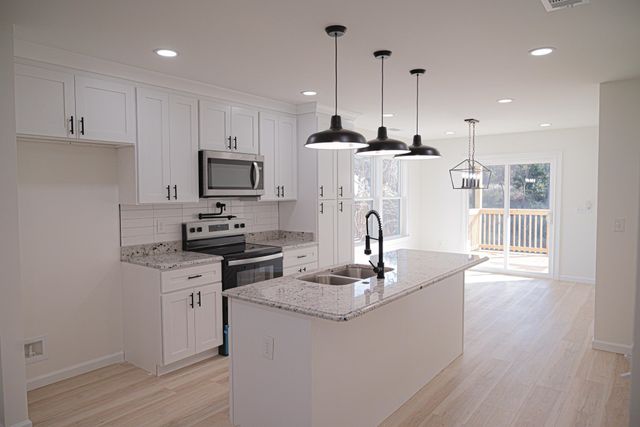 651 S Center Street, Spartanburg, SC 29301