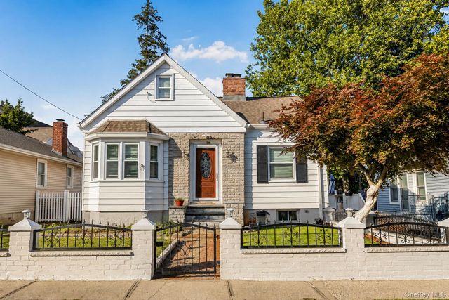 39 Nile Street, Yonkers, NY 10704
