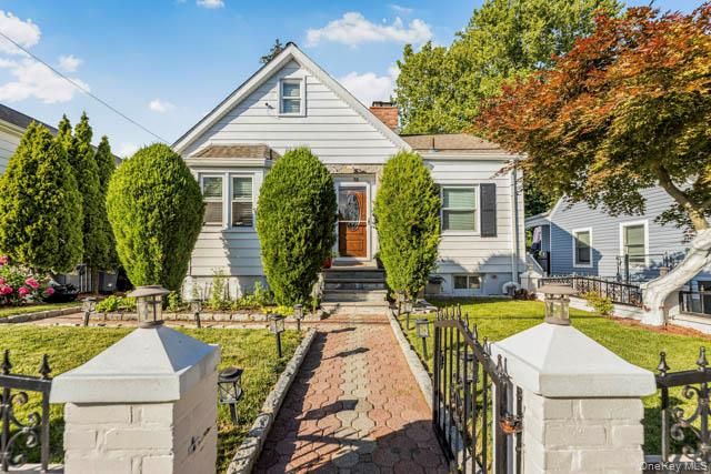 39 Nile Street, Yonkers, NY 10704