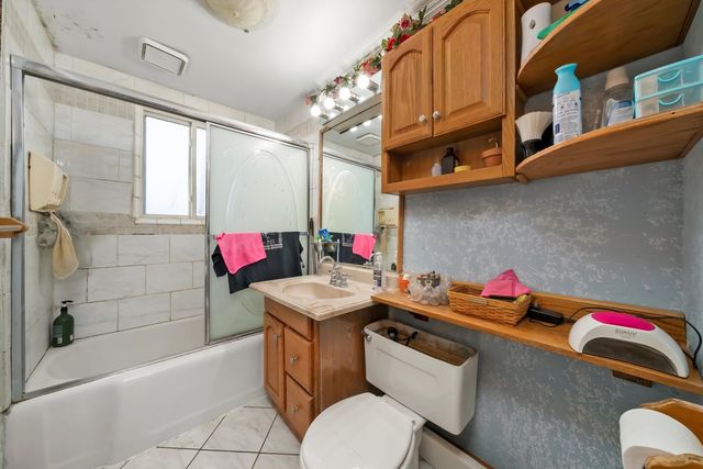 5350 S 73rd Avenue, Summit, IL 60501