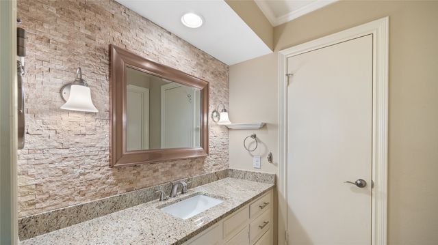 1101 Montego Road, Fort Worth, TX 76116
