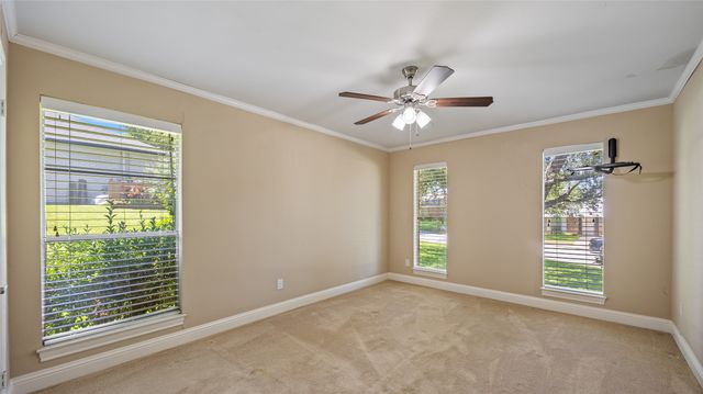 1101 Montego Road, Fort Worth, TX 76116