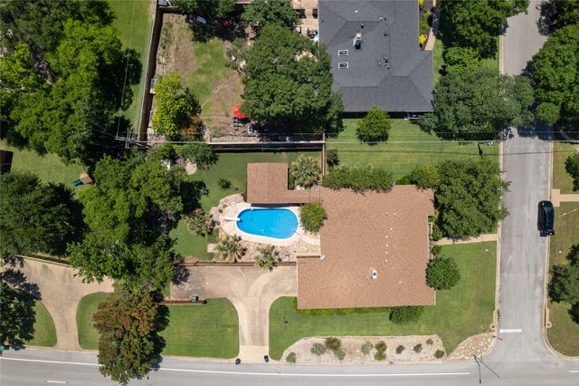 1101 Montego Road, Fort Worth, TX 76116
