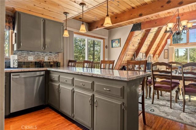 348 Brentwood, Lake Arrowhead, CA 92352