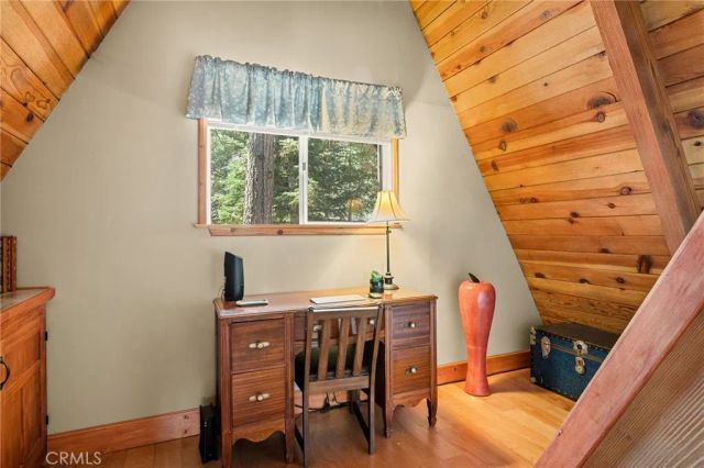 348 Brentwood, Lake Arrowhead, CA 92352