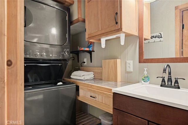 348 Brentwood, Lake Arrowhead, CA 92352