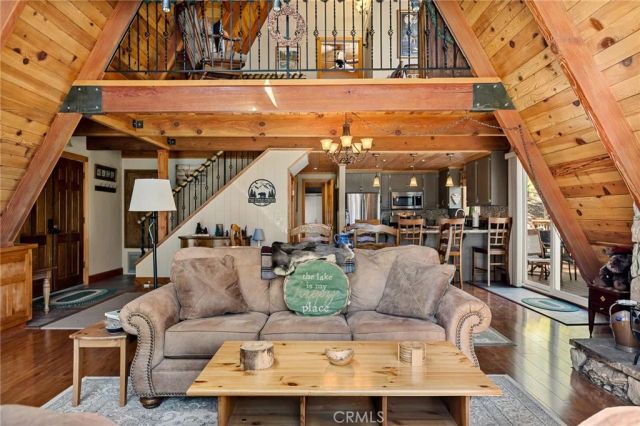 348 Brentwood, Lake Arrowhead, CA 92352