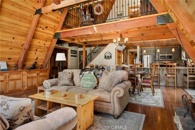 348 Brentwood, Lake Arrowhead, CA 92352