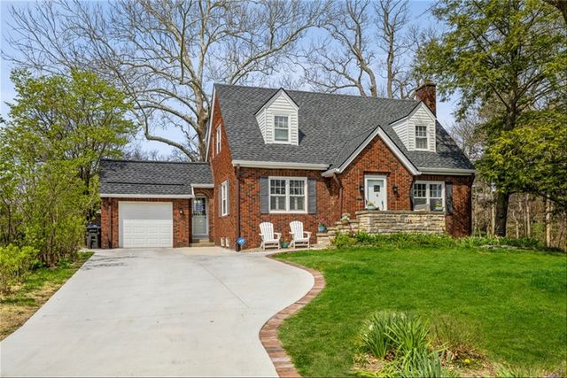 124 34th Street, Des Moines, IA 50312