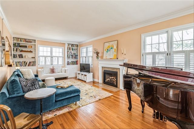 124 34th Street, Des Moines, IA 50312