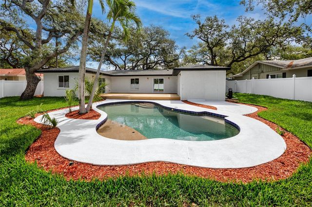12240 143RD STREET, Largo, FL 33774