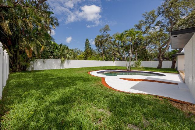 12240 143RD STREET, Largo, FL 33774