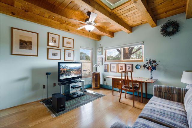 5 Cerrado Court, Santa Fe, NM 87508