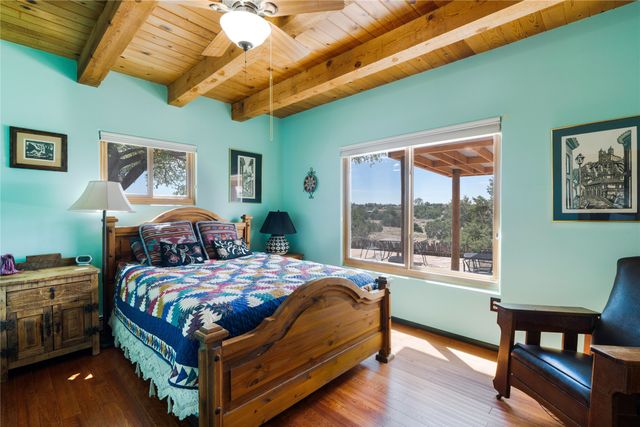5 Cerrado Court, Santa Fe, NM 87508