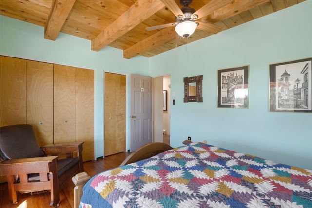 5 Cerrado Court, Santa Fe, NM 87508