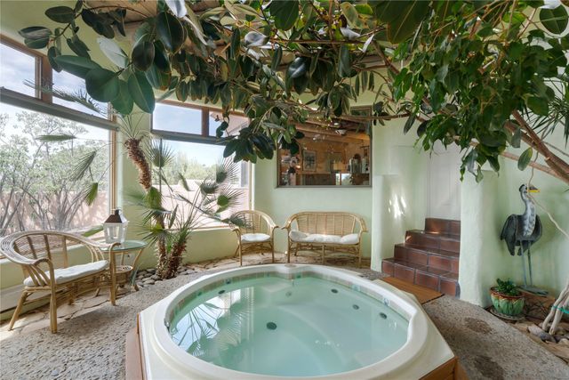 5 Cerrado Court, Santa Fe, NM 87508