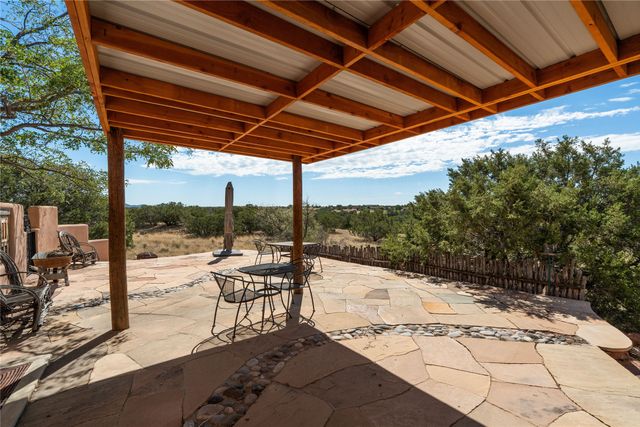 5 Cerrado Court, Santa Fe, NM 87508