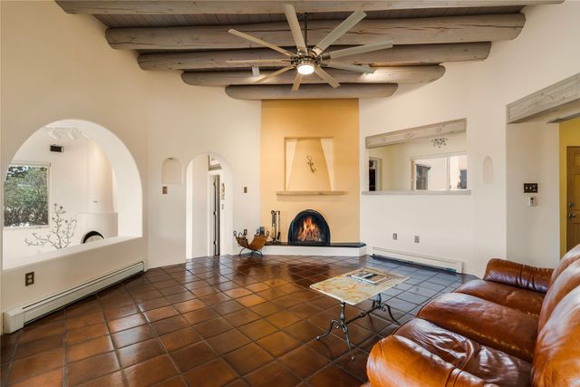 5 Cerrado Court, Santa Fe, NM 87508
