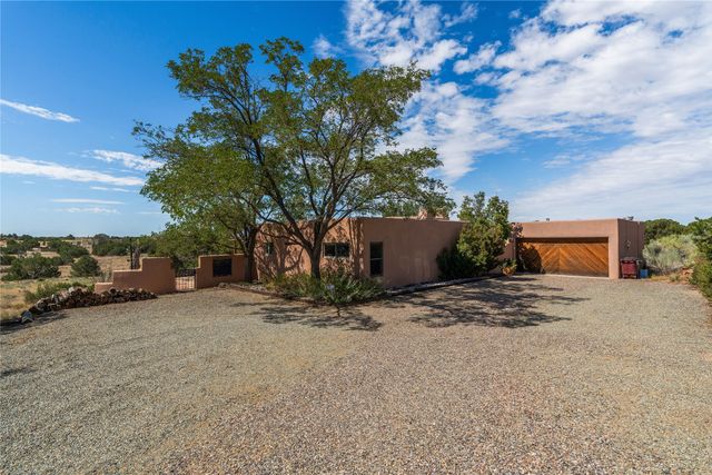 5 Cerrado Court, Santa Fe, NM 87508