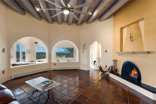 5 Cerrado Court, Santa Fe, NM 87508