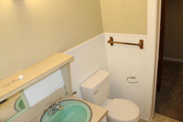 1619 Williams St., Prentiss, MS 39474