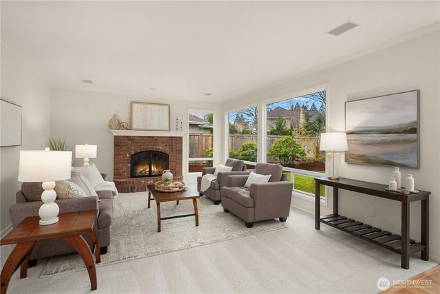 2211 274th Court SE, Sammamish, WA 98075