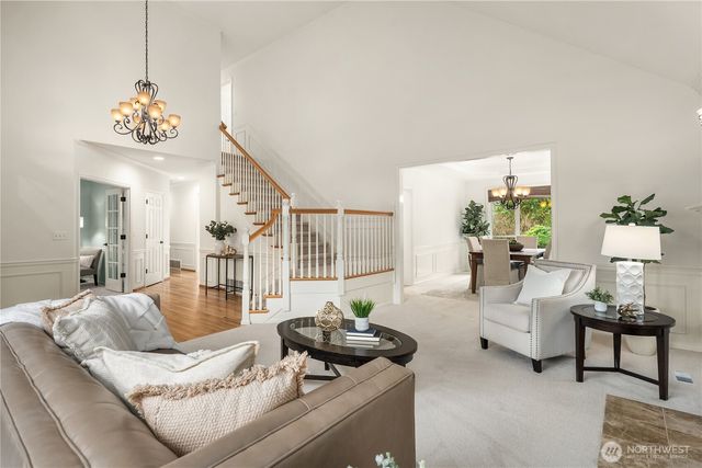 2211 274th Court SE, Sammamish, WA 98075