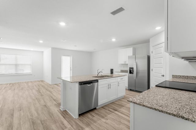 453 Riverwalk Circle, Freeport, FL 32439