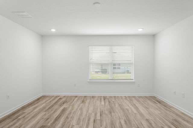 453 Riverwalk Circle, Freeport, FL 32439