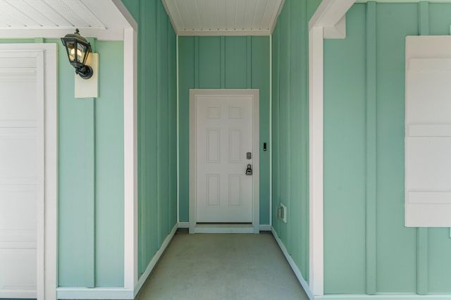 453 Riverwalk Circle, Freeport, FL 32439