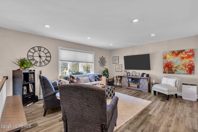 101 Jacobstown Road, New Egypt, NJ 08533