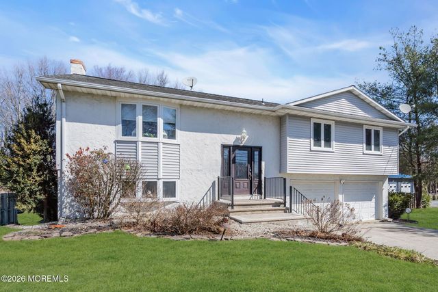 101 Jacobstown Road, New Egypt, NJ 08533